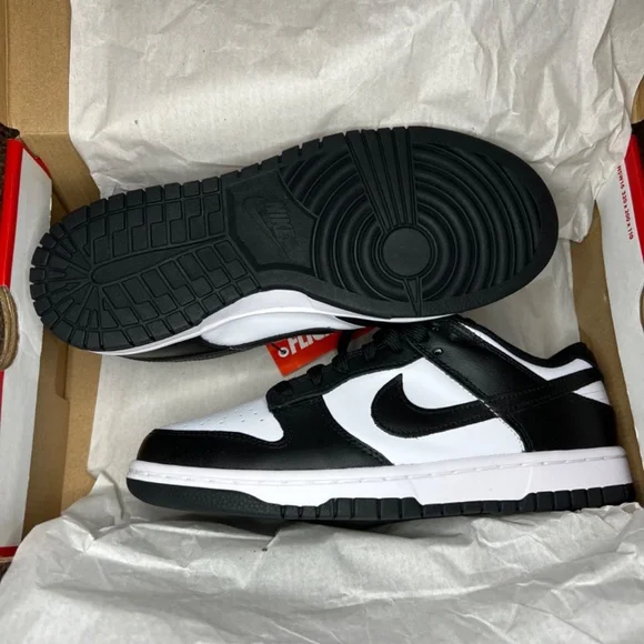Nike Women's dunk low black and white “panda” - Picture 4 of 4